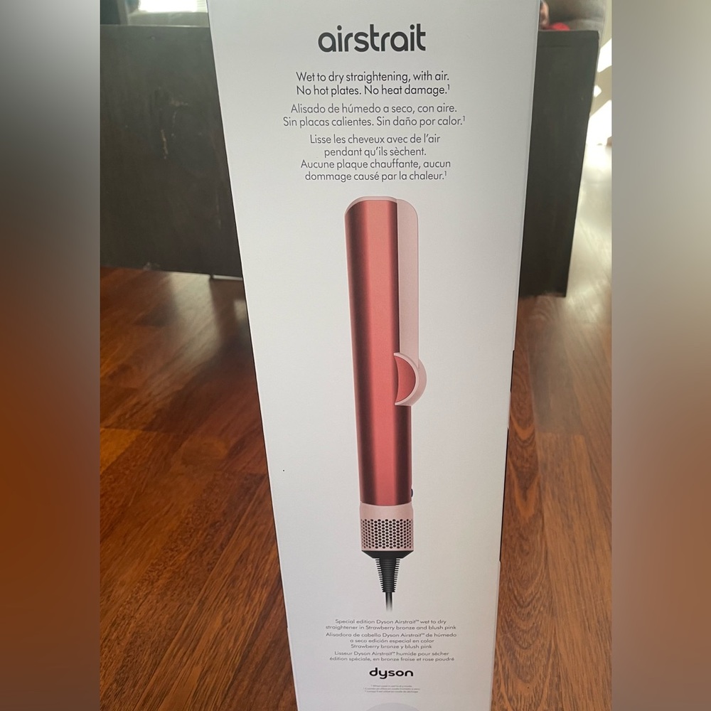 Dyson Airstrait Strawberry Bronze / Blush Pink color limited edition